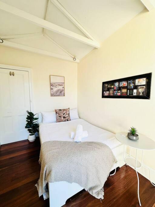 Photo of Bedroom in Glebe
