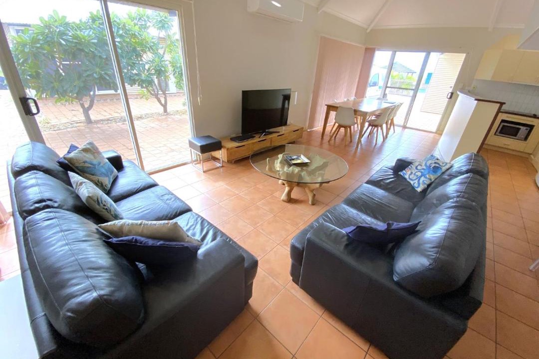 Photo of Livingroom in Exmouth