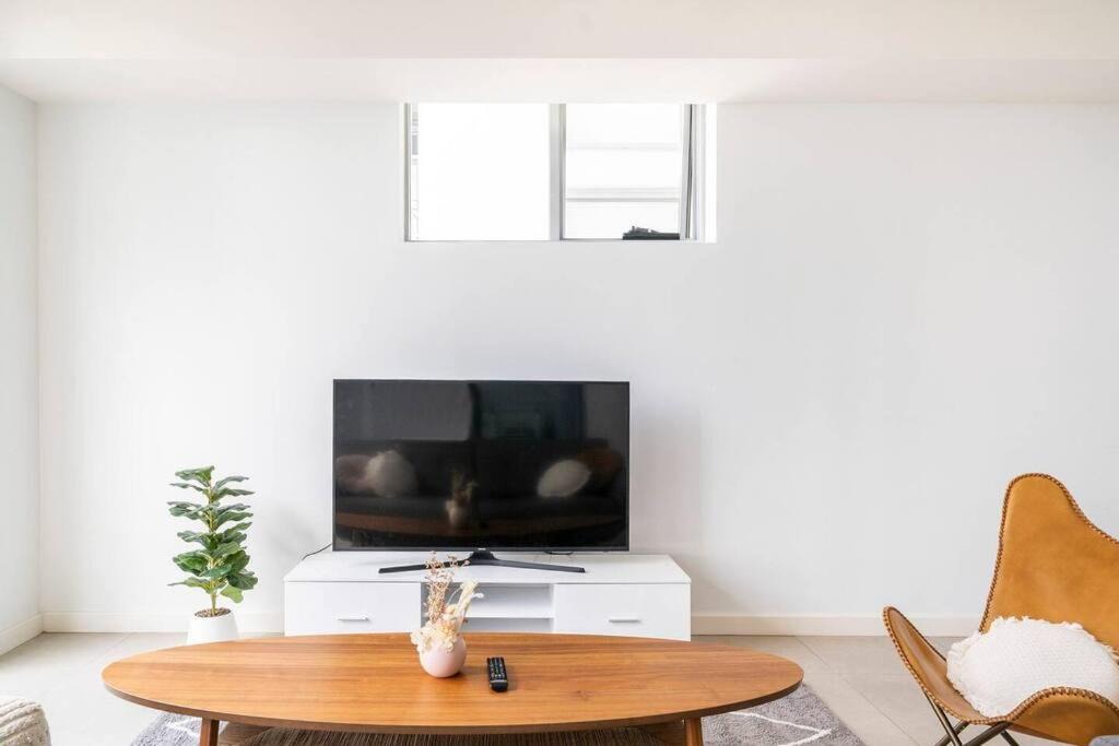 Photo of Livingroom in Mascot
