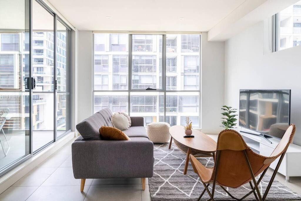 Photo of Livingroom in Mascot