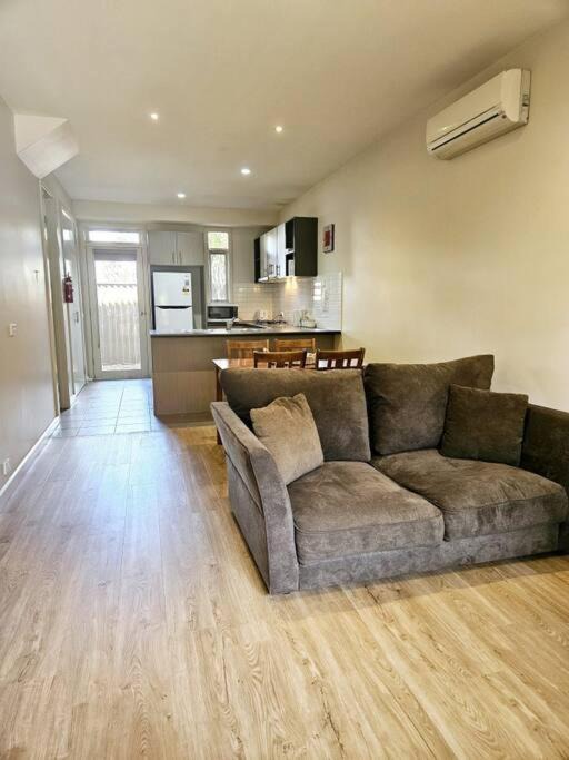 Photo of Livingroom in Shepparton South