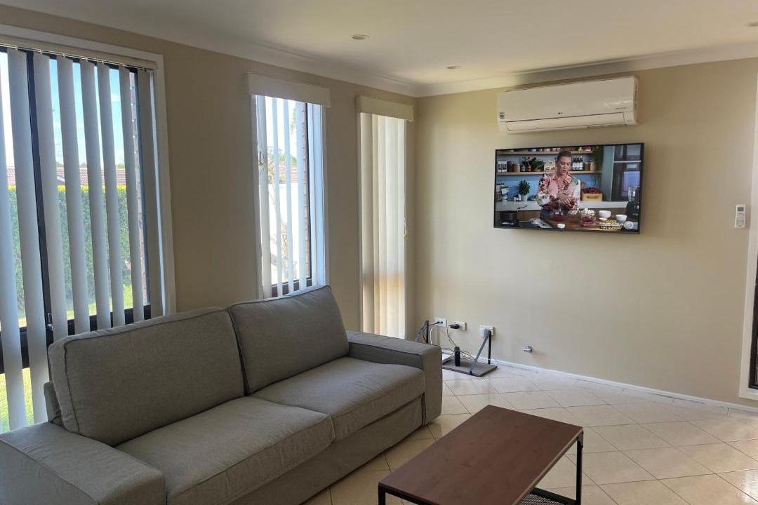 Photo of Livingroom in Oakhurst