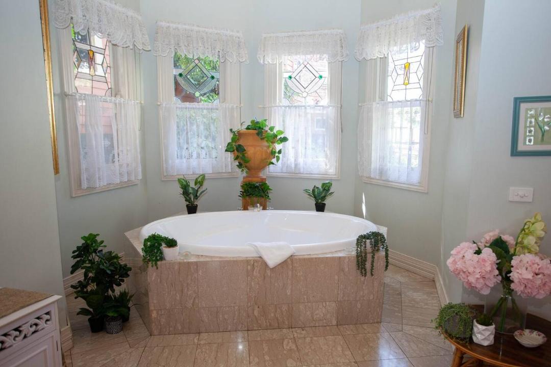 Photo of Bathroom in Golden Point