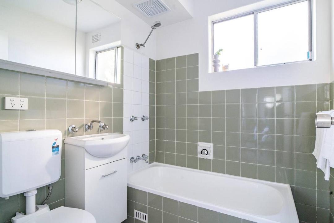Photo of Bathroom in Crows Nest