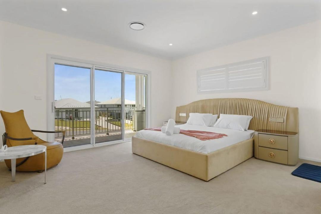Photo of Bedroom in Catherine Hill Bay