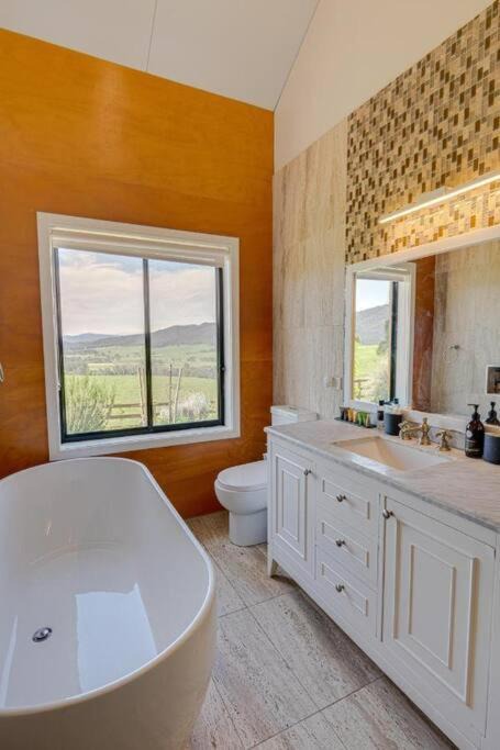 Photo of Bathroom in Wangaratta Forward