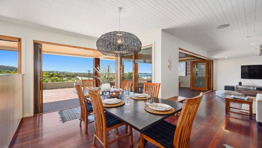 Photo of Livingroom in Emerald Beach