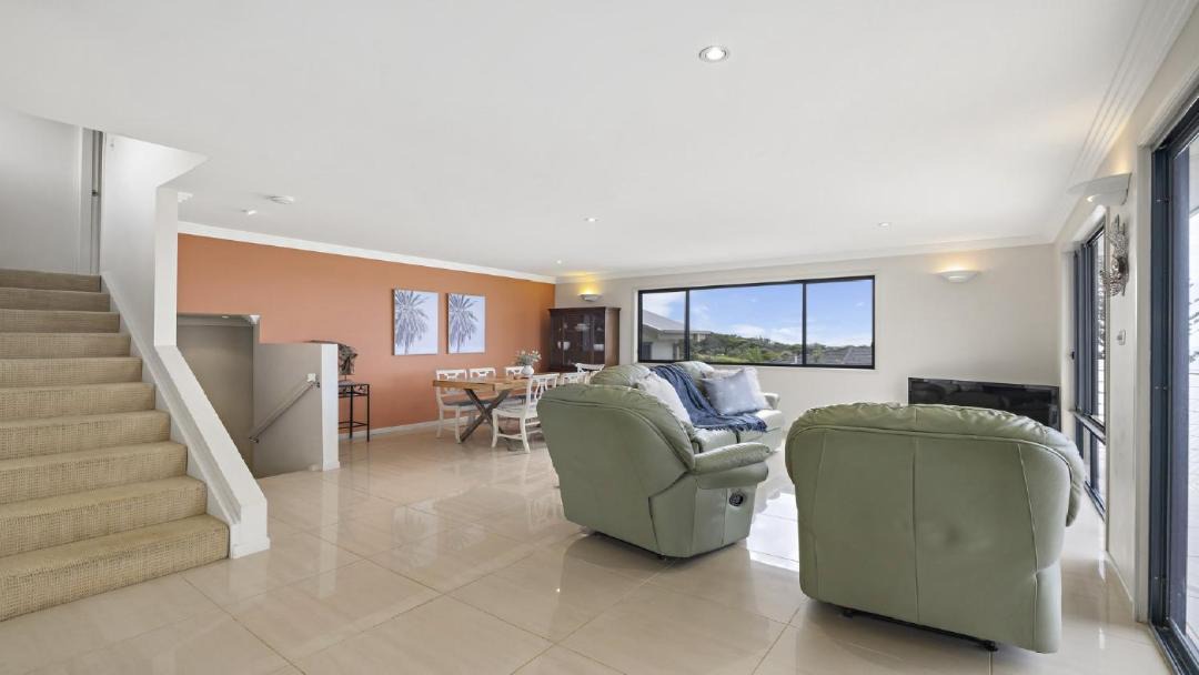 Photo of Livingroom in Emerald Beach
