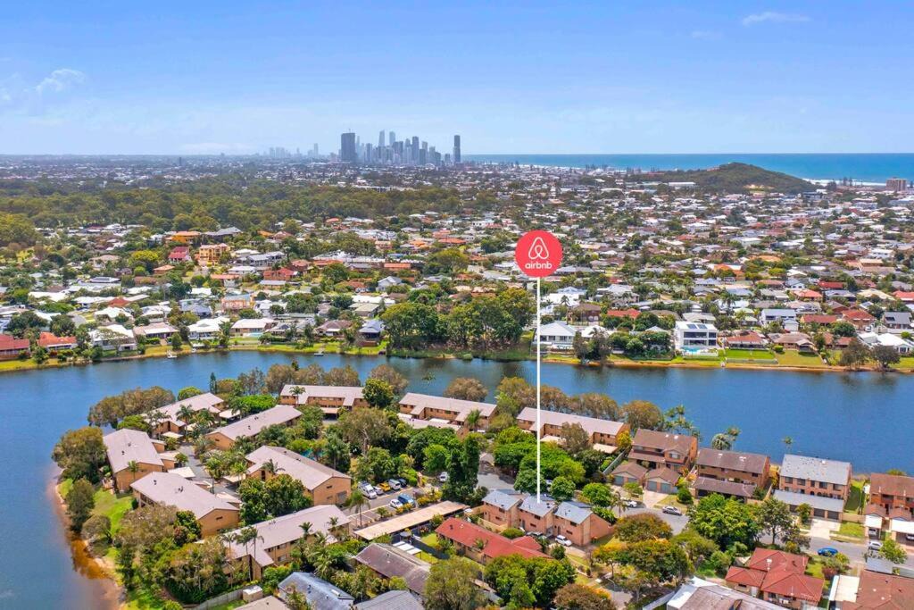 Photo of Others in Burleigh Waters