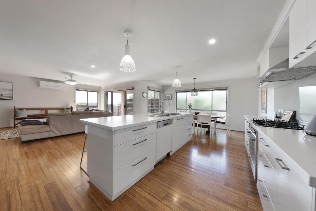 Photo of Kitchen in Surf Beach