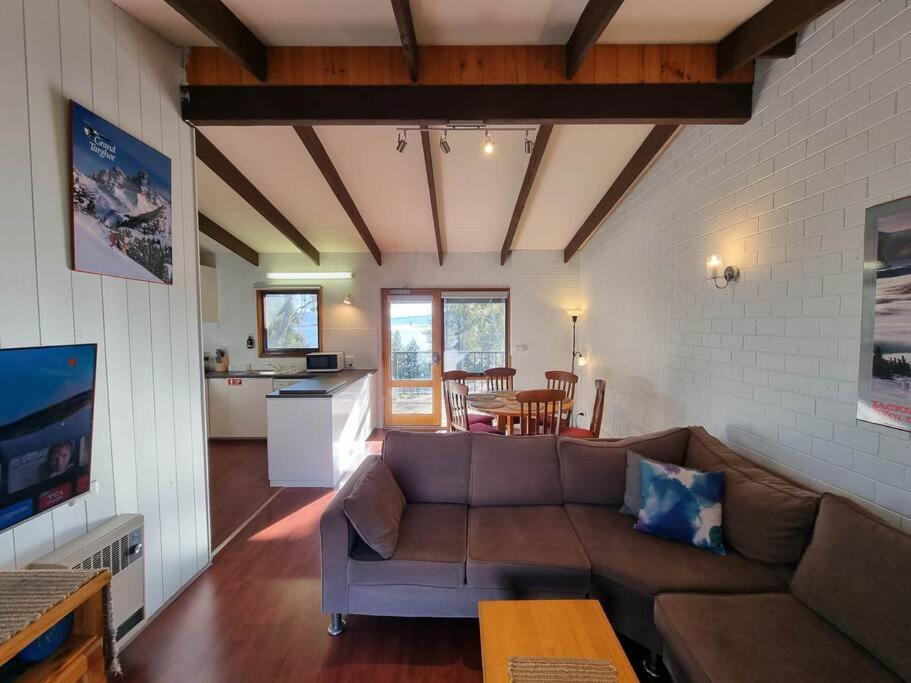 Photo of Others in Jindabyne