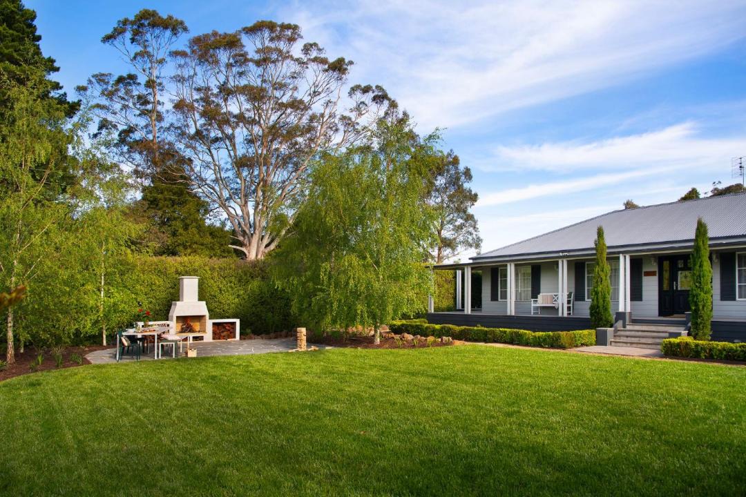 Photo of Buildings in Trentham