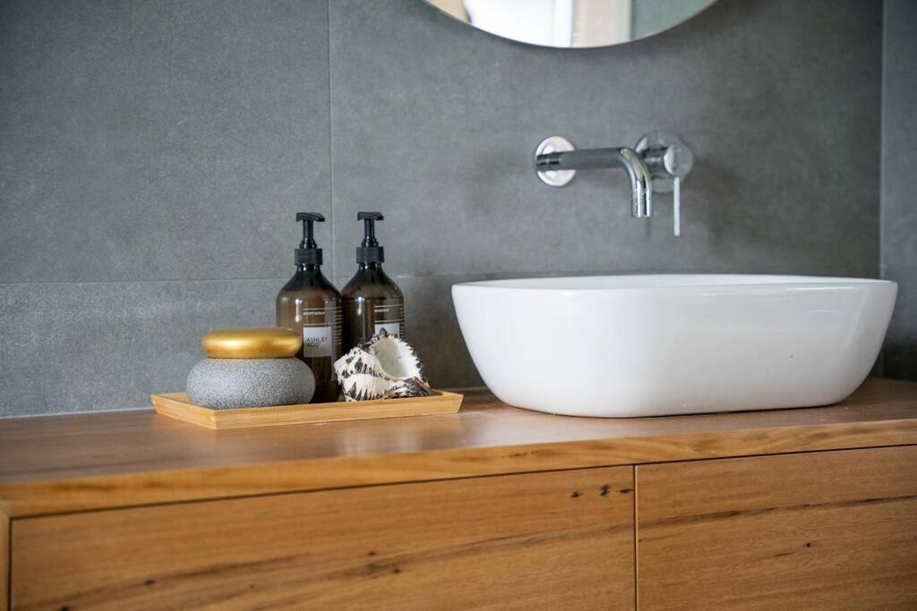 Photo of Bathroom in Hyams Beach