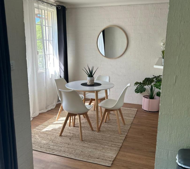 Photo of Livingroom in Kingston