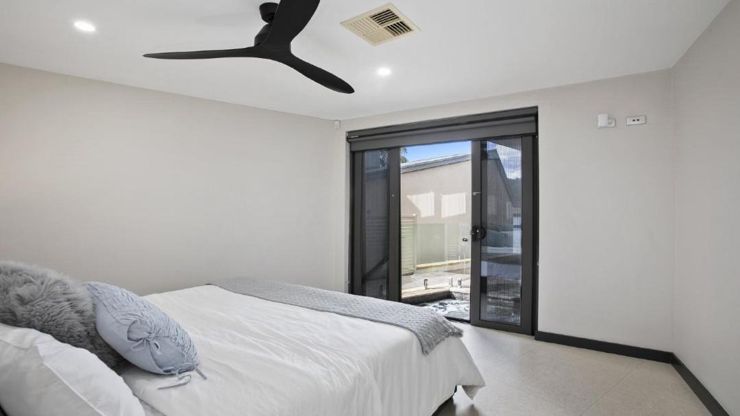Photo of Bedroom in Booker Bay
