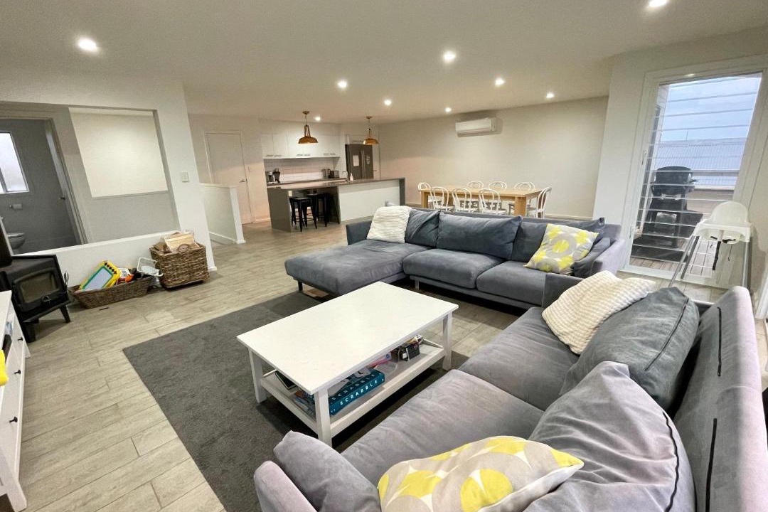 Photo of Livingroom in Emu Bay