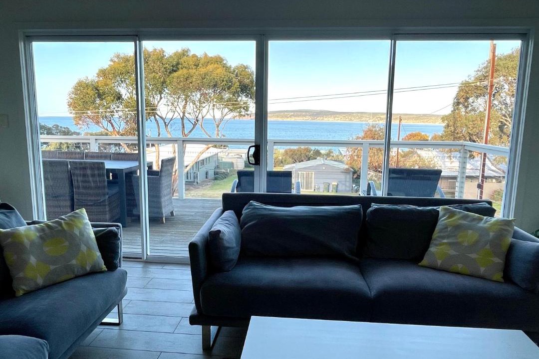 Photo of Livingroom in Emu Bay