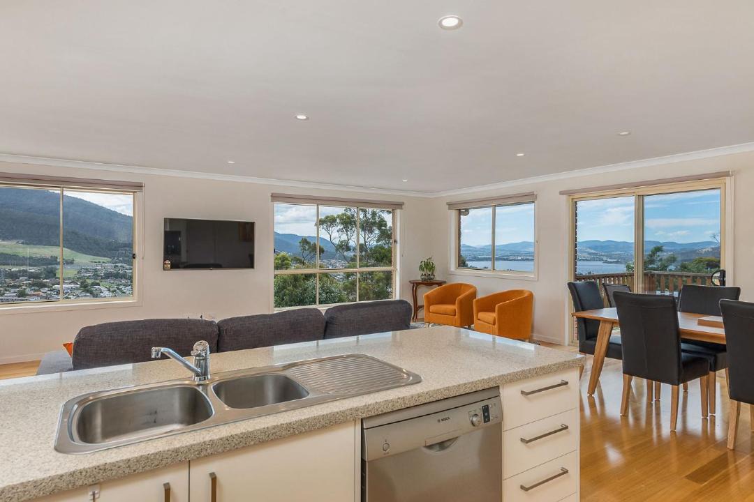 Photo of Livingroom in West Moonah