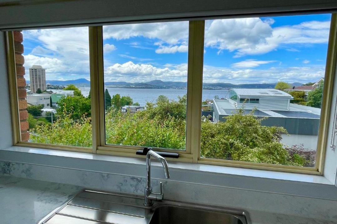 Photo of Patio Balcony in Sandy Bay