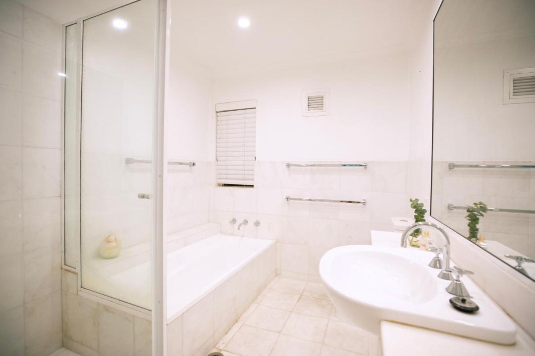 Photo of Bathroom in Woolloomooloo