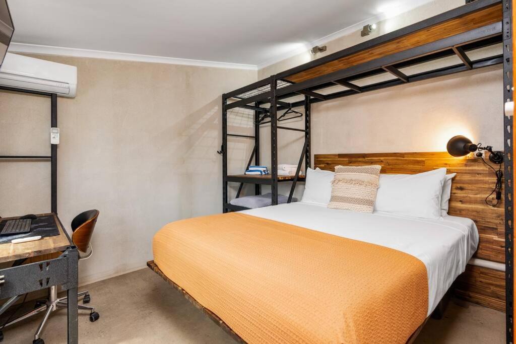 Photo of Bedroom in Holloways Beach