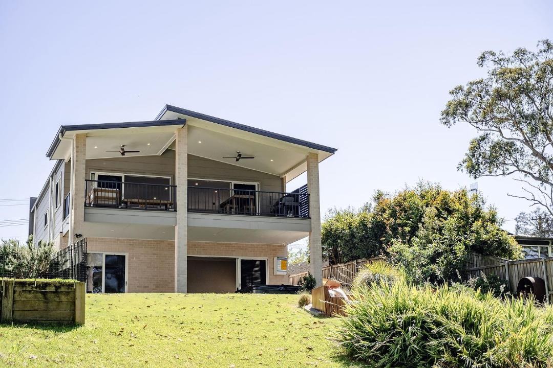 Photo of Buildings in Kings Point
