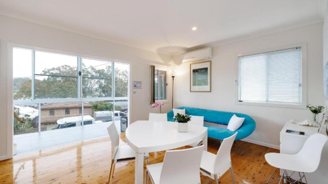 Photo of Livingroom in Pretty Beach