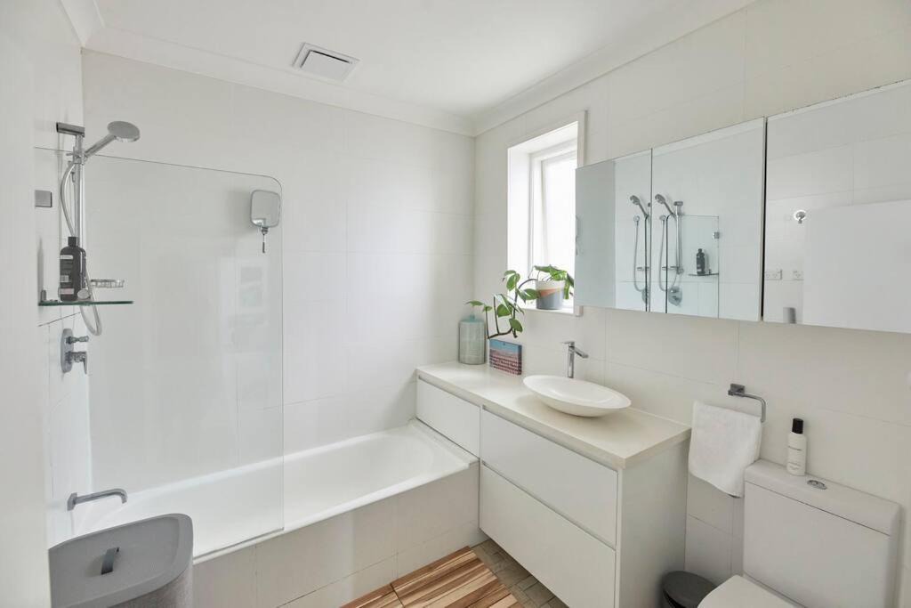 Photo of Bathroom in Tamarama