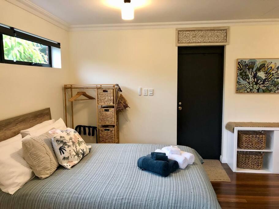Photo of Bedroom in Valla Beach