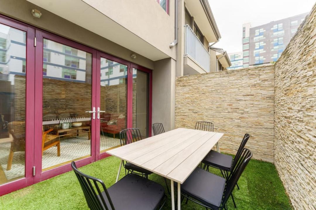 Photo of Patio Balcony in Carlton South