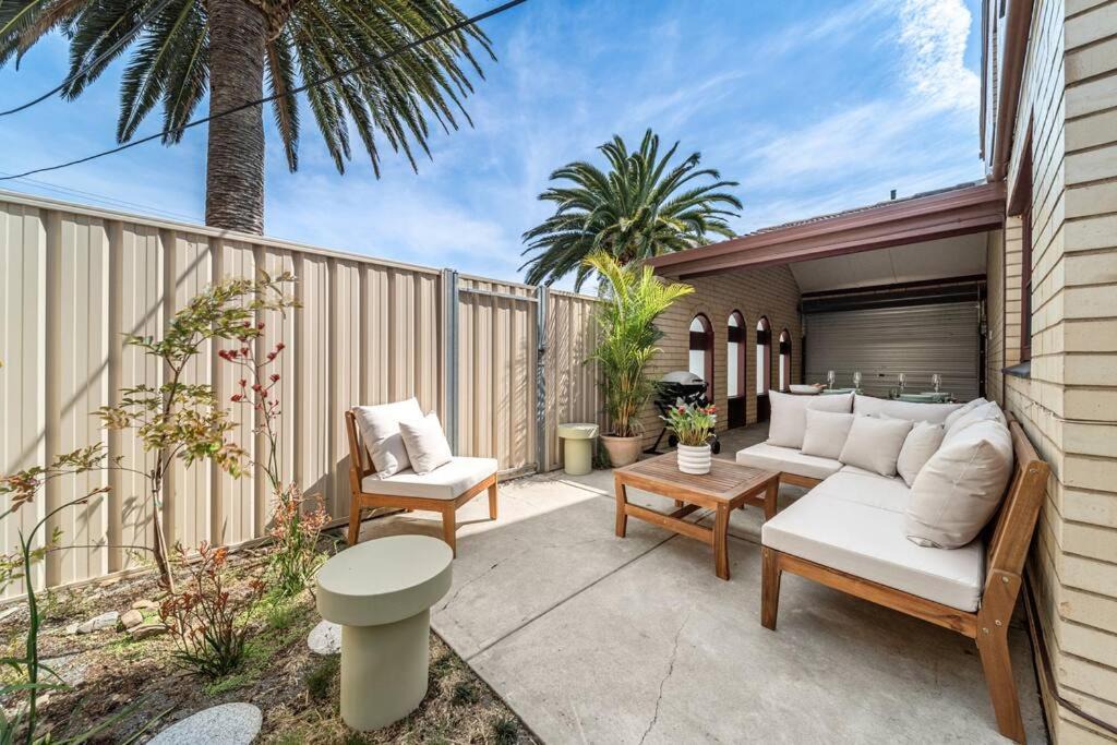 Photo of Patio Balcony in West Beach