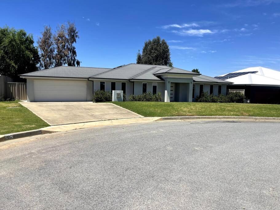 Photo of Others in Boorooma