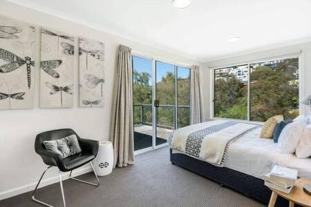 Photo of Bedroom in Sandy Bay