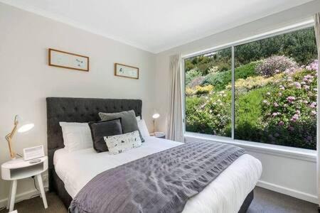 Photo of Bedroom in Sandy Bay
