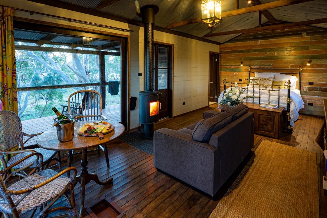 Photo of Livingroom in Matheson