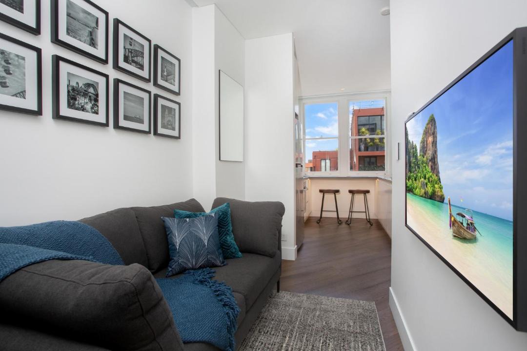 Photo of Livingroom in Elizabeth Bay