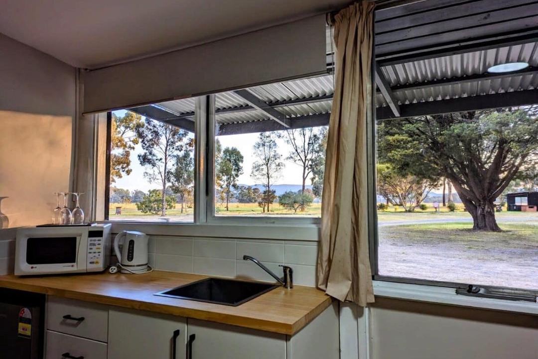 Photo of Kitchen in Dadswells Bridge