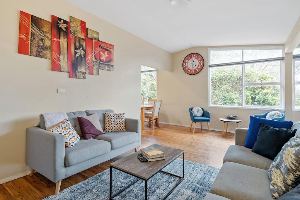 Photo of Livingroom in Wentworth Falls