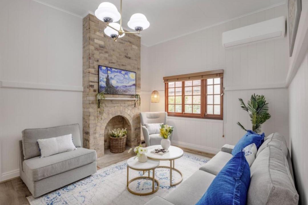 Photo of Livingroom in Highgate Hill