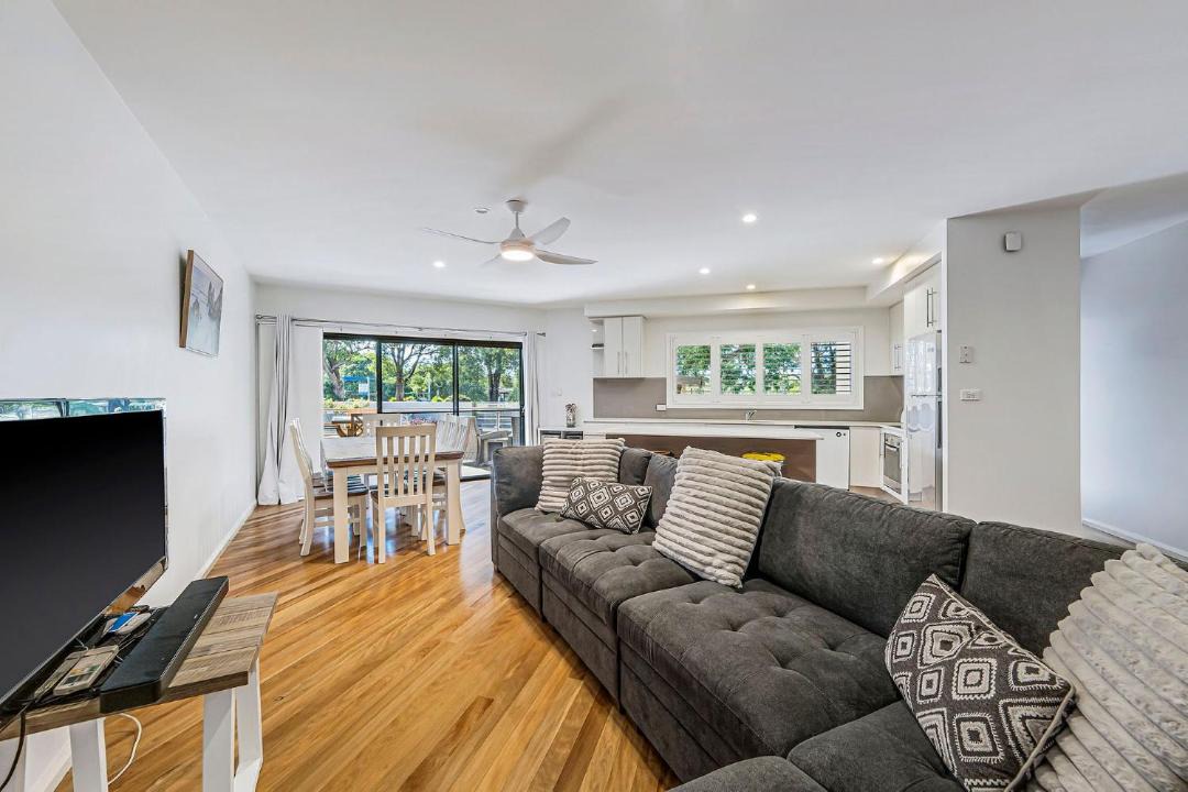 Photo of Livingroom in North Haven