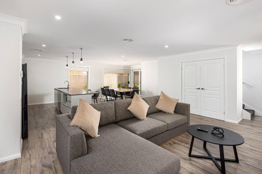 Photo of Livingroom in Wagga Wagga