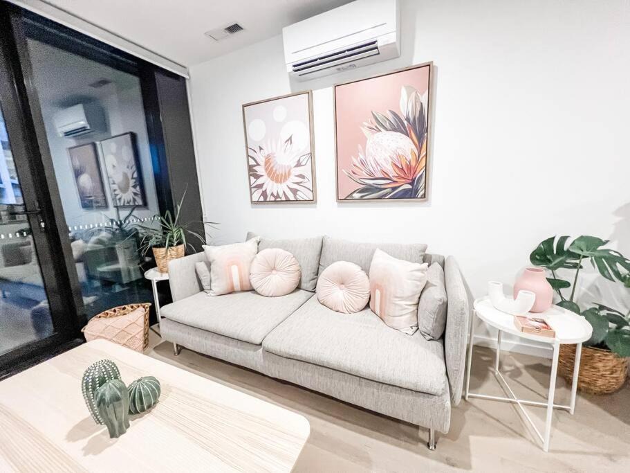 Photo of Livingroom in Canberra City Centre
