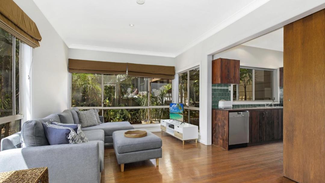Photo of Livingroom in Booker Bay