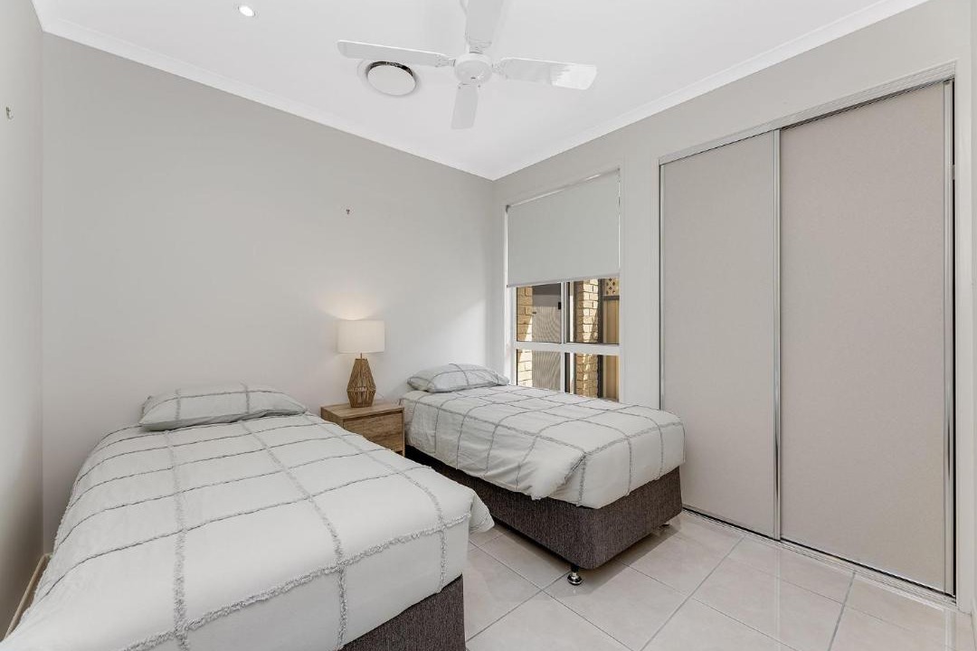 Photo of Bedroom in Golden Beach