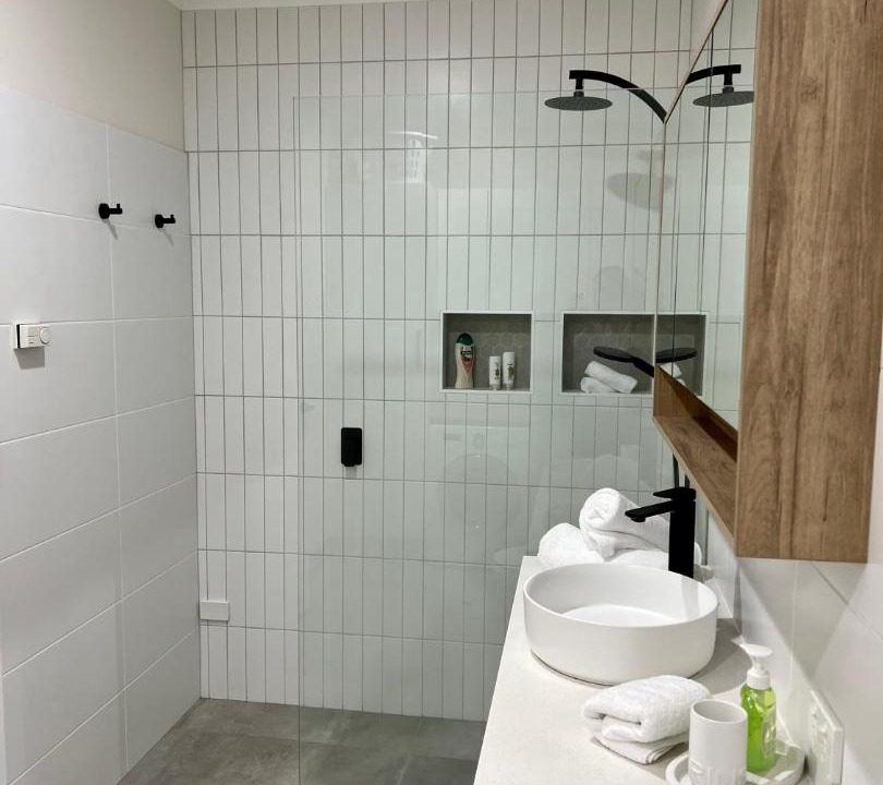 Photo of Bathroom in Myrtleford