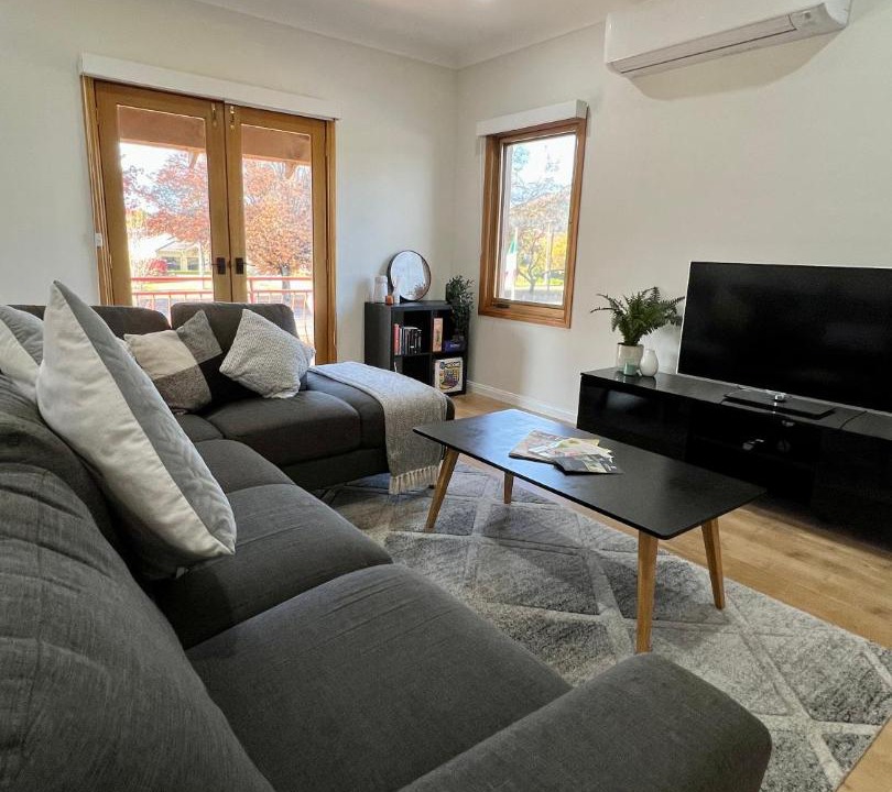 Photo of Livingroom in Myrtleford