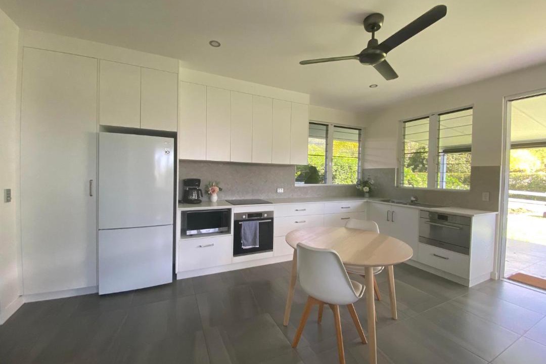 Photo of Kitchen in Kewarra Beach