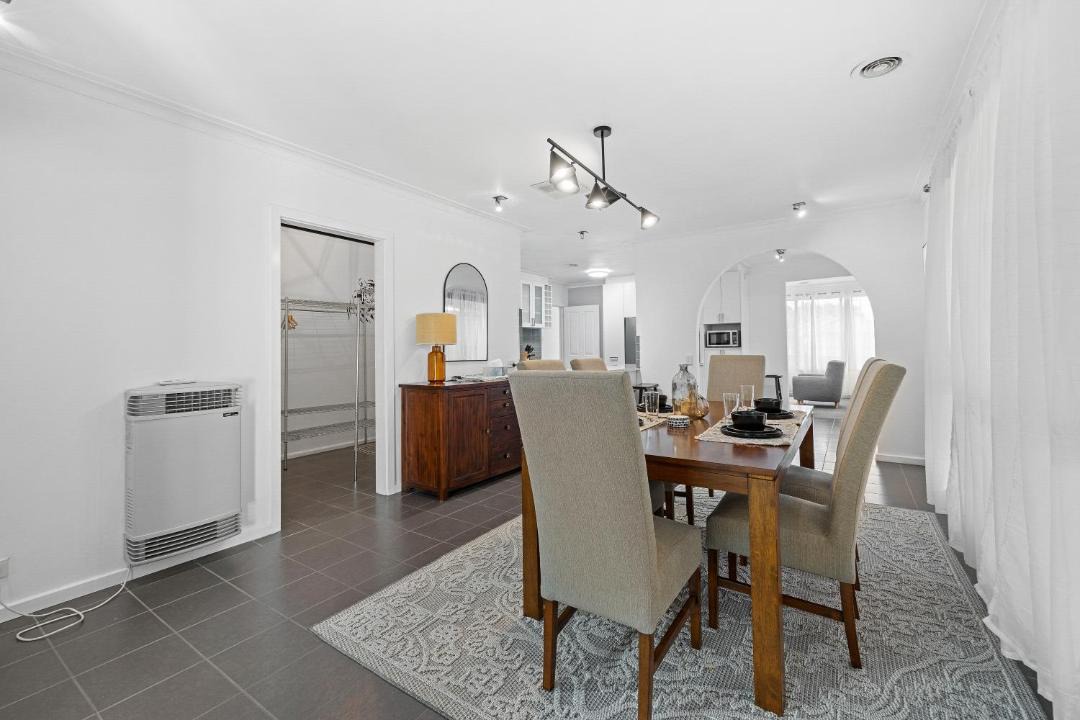 Photo of Livingroom in Wendouree