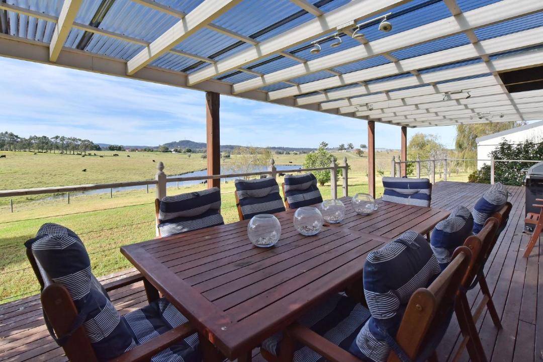 Photo of Patio Balcony in Luskintyre