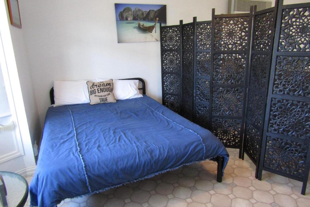 Photo of Bedroom in Port Julia